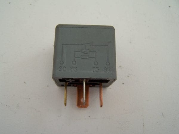 Chevrolet Kalos Relay P/N 94580702 ( 2005-2008)