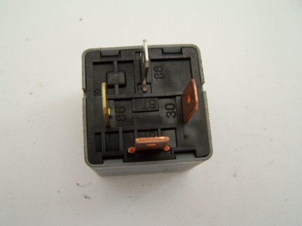 Chevrolet Kalos Relay P/N 94580702 ( 2005-2008)