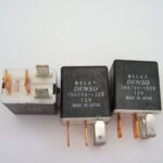 Daihatsu YRV Relay  P/N 156700-1020