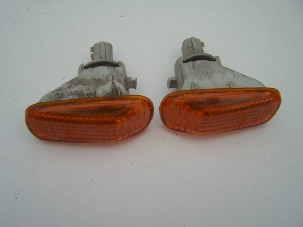 Honda CR-V  Wing indicators ( 2002-2004)