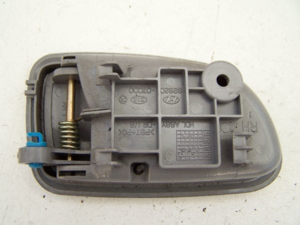 Kia Picanto Front right interior door handle (2004-2007) P/N 82620-07000