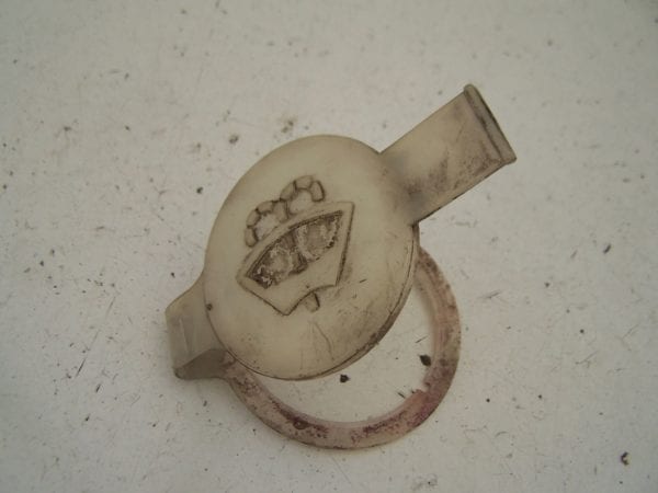 Mercedes M-Class Washer bottle cap ( 2002-2005)