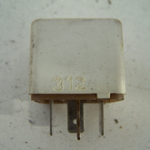 Saab 9-3 White relay 24438885  ( 2003-2006) - Image 3