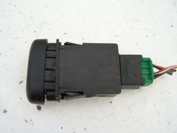 Suzuki Alto Demist switch ( 2003-2006)