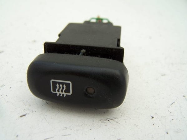 Suzuki Alto Demist switch ( 2003-2006)