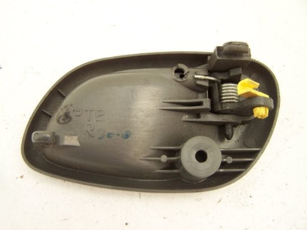 Suzuki Alto Right side grey interior door handle ( 2003-2006)