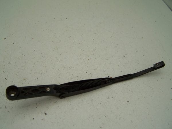 Toyota RAV4 Rear wiper arm ( 1994-1997)