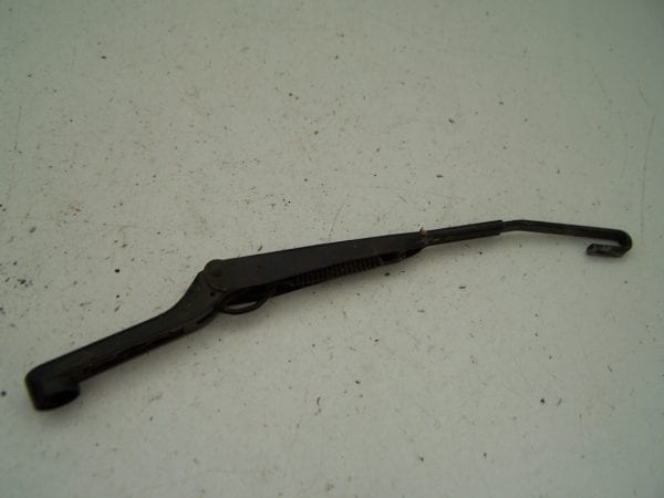 Toyota RAV4 Rear wiper arm ( 1994-1997)