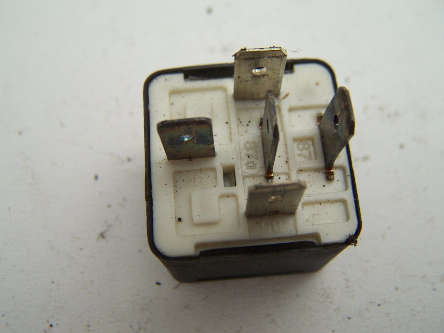 Chrysler PT Cruiser black relay 56006709 ( 2006-2010)