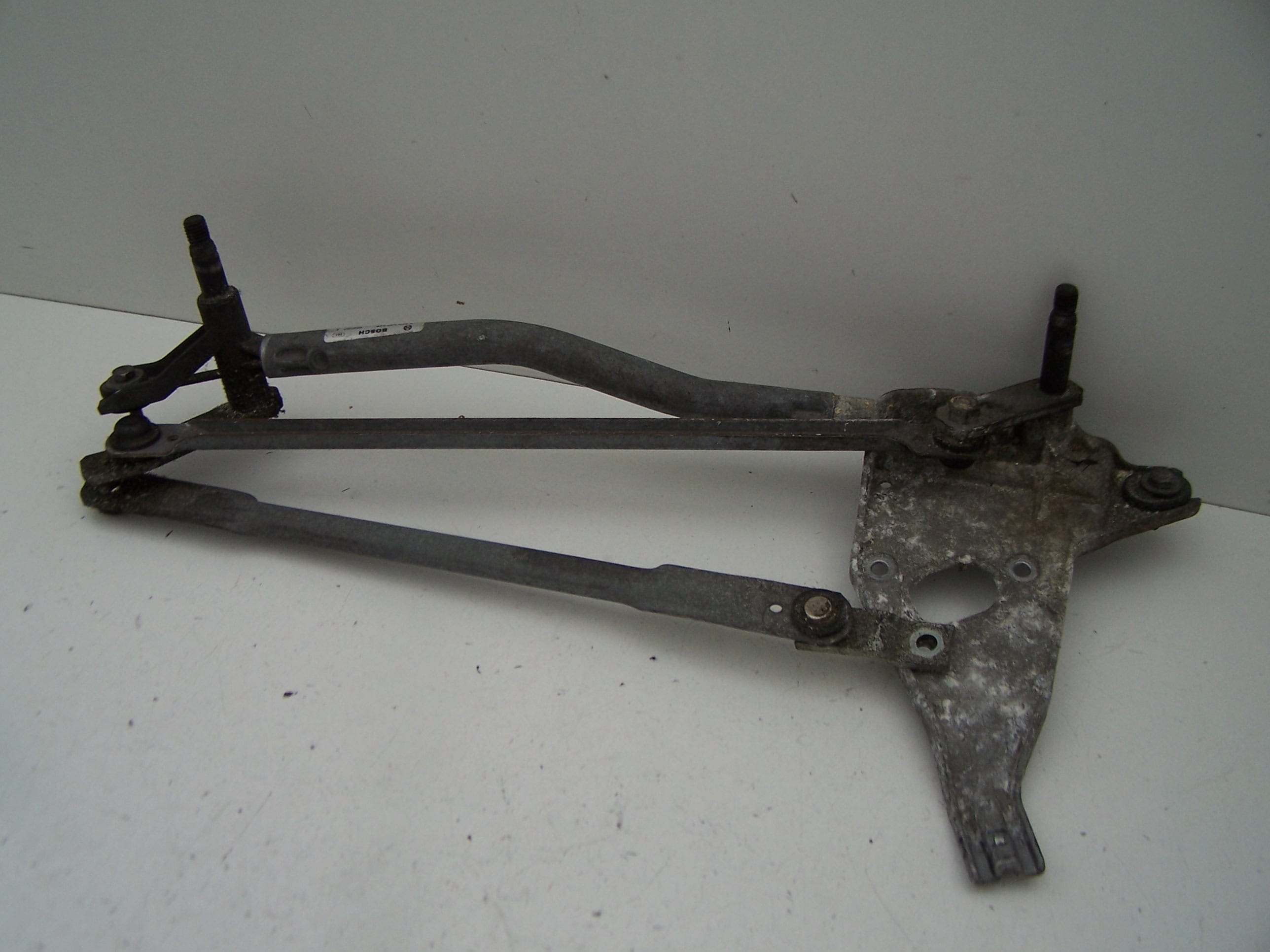 Peugeot 207 Front wiper linkage assembly  (2006-2009)