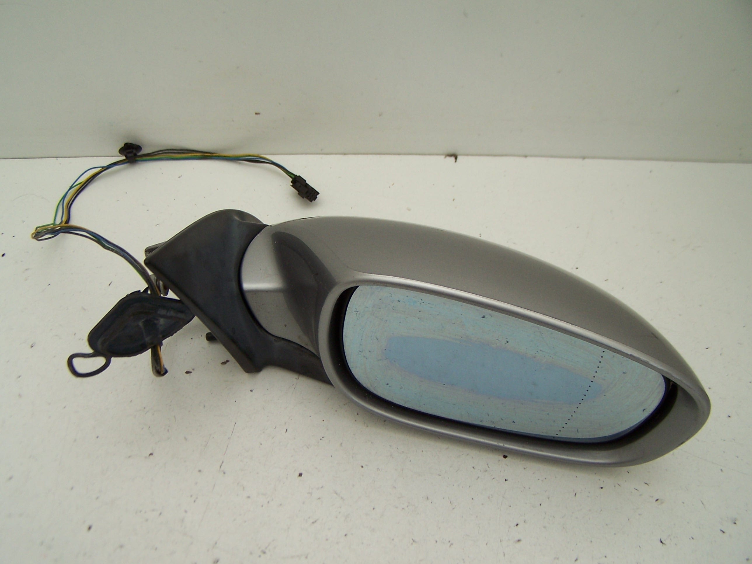 Peugeot 607 right wing mirror assembly (1999-2004)
