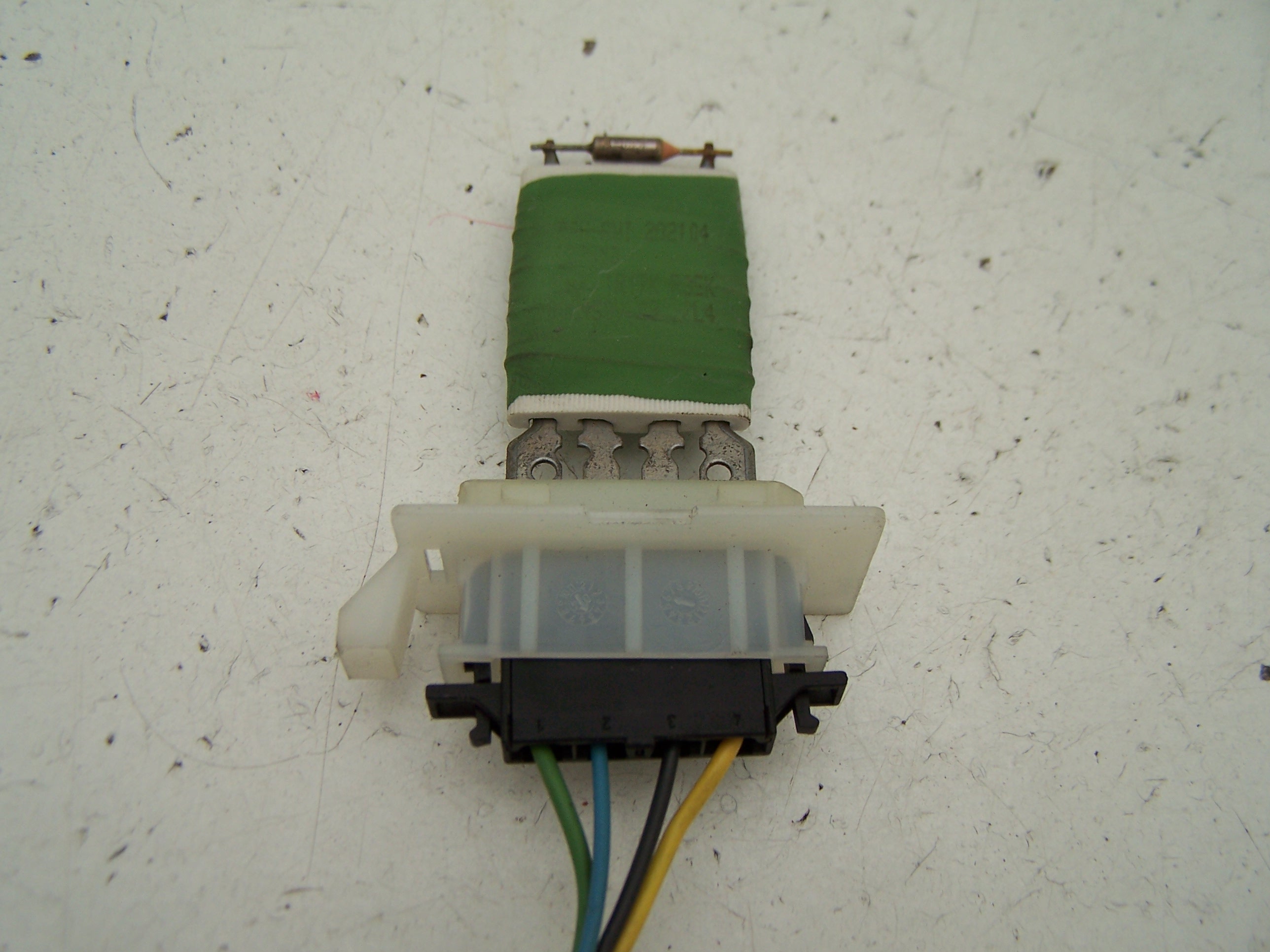 Vauxhall Tigra Heater fan resistor ( 2004-2009)