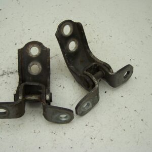 Toyota Rav4 Front left door hinges (2004-2005)