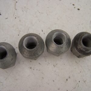 Daihatsu Terios wheel nuts (2000-2005) - Image 3