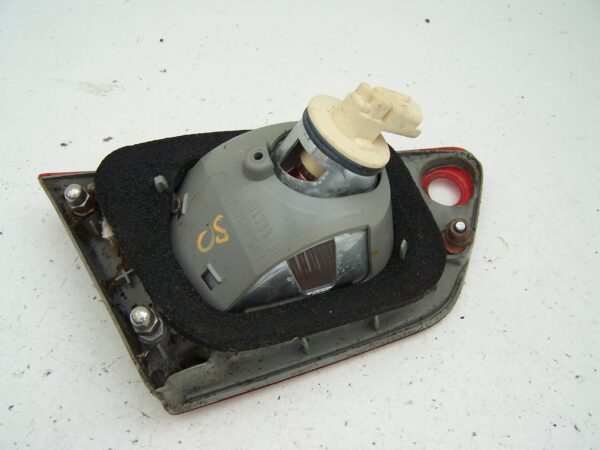 Mitsubishi colt czc convertible right rear boot light ( 2006-2009)