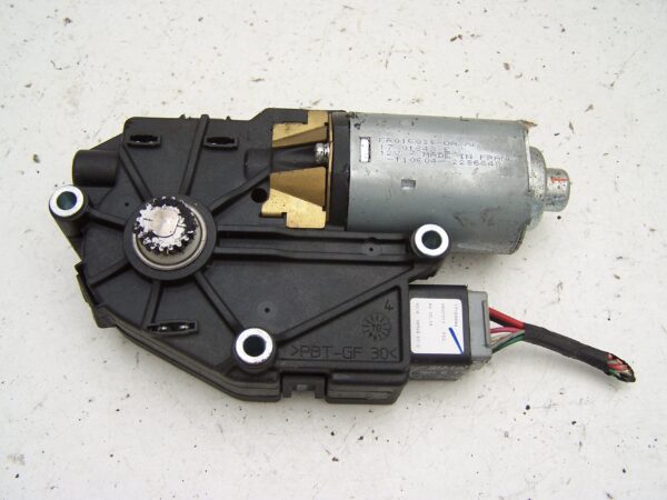 Hyundai Tucson Sun roof motor ( 2004-2008)