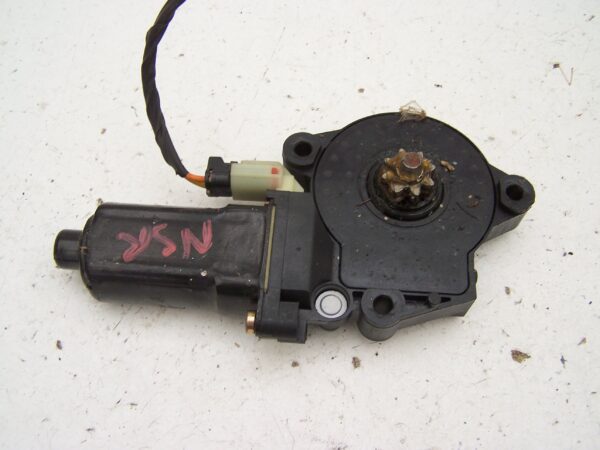 Hyundai Tucson rear left door window motor ( 2004-2008)