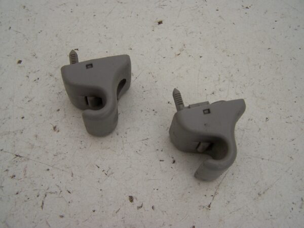 Hyundai Tucson Sun visor clips ( 2004-2008)