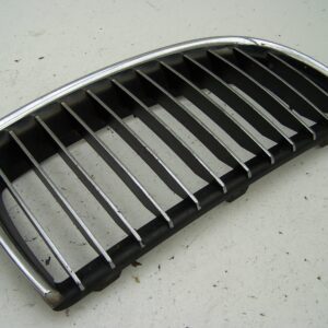 Bmw 3 series saloon front right grille (2005-2008)