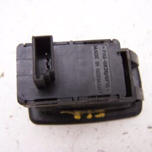 Bmw 3 series saloon Front left door window switch (2005-2008) - Image 3