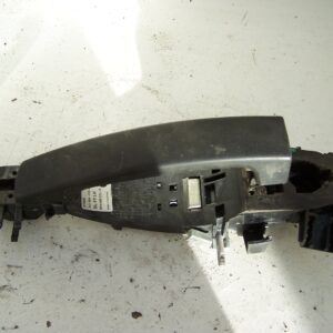 Land Rover Discovery front left door exterior handle (2005-2009)