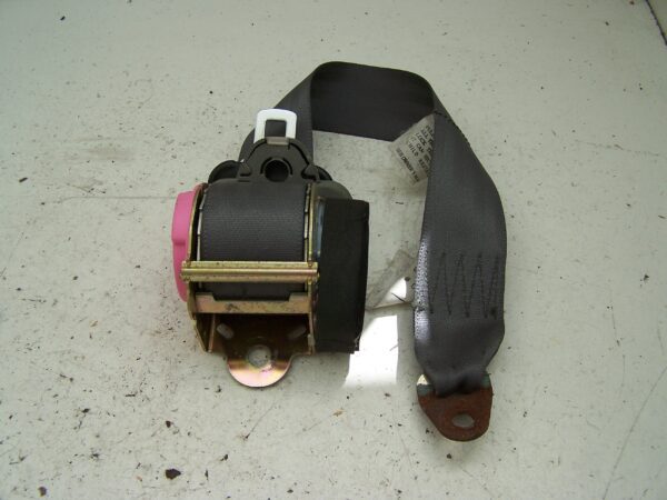 Suzuki Alto rear right seat belt ( 2003-2006)