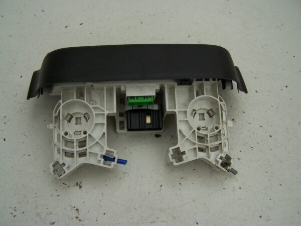 Suzuki Swift heater control assembly ( 2006-2010)