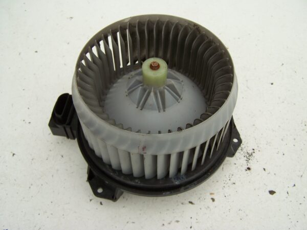 Suzuki Swift heater fan motor ( 2006-2010)