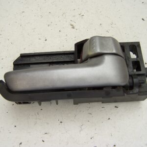 Suzuki Swift front right interior door handle ( 2006-2010)