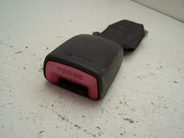 Suzuki Swift rear centre seat belt clip ( 2006-2010)