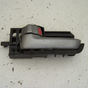 Suzuki Swift left side interior door handle ( 2006-2010)