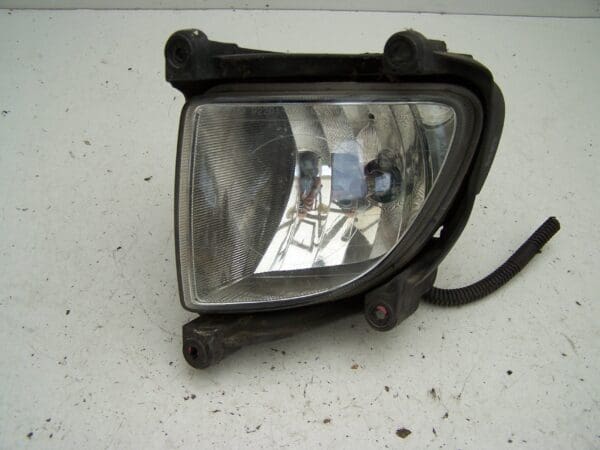 Kia sportage front left fog light (2006-2009)