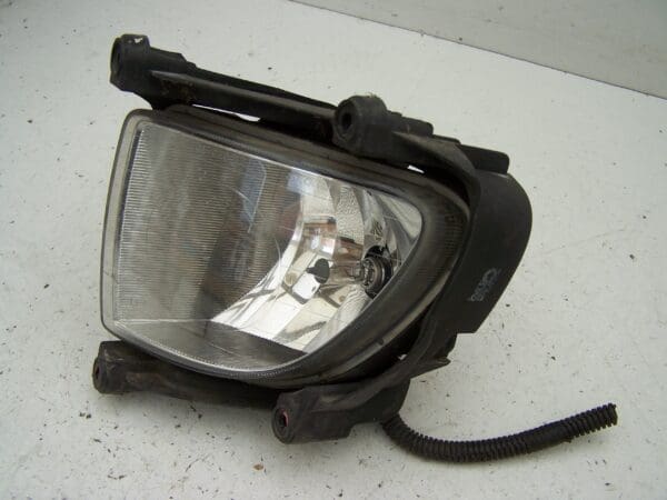 Kia sportage front left fog light (2006-2009)