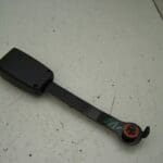 Kia Sportage front left seat belt clip (2006-2009)