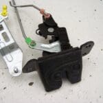 Kia sportage bottom tailgate central locking catch (2006-2009)