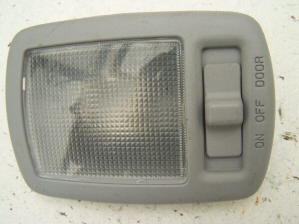 Kia sportage rear interior light (2006-2009)