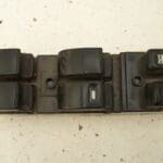 Mitsubishi Outlander front right door window switch ( 2008-2009)