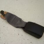 Suzuki Grand Vitara XL-7 rear centre seat belt clip (2002-2005)