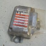 Suzuki Grand Vitara XL-7 airbag control module (2002-2005)