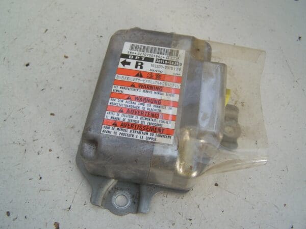 Suzuki Grand Vitara XL-7 airbag control module (2002-2005)